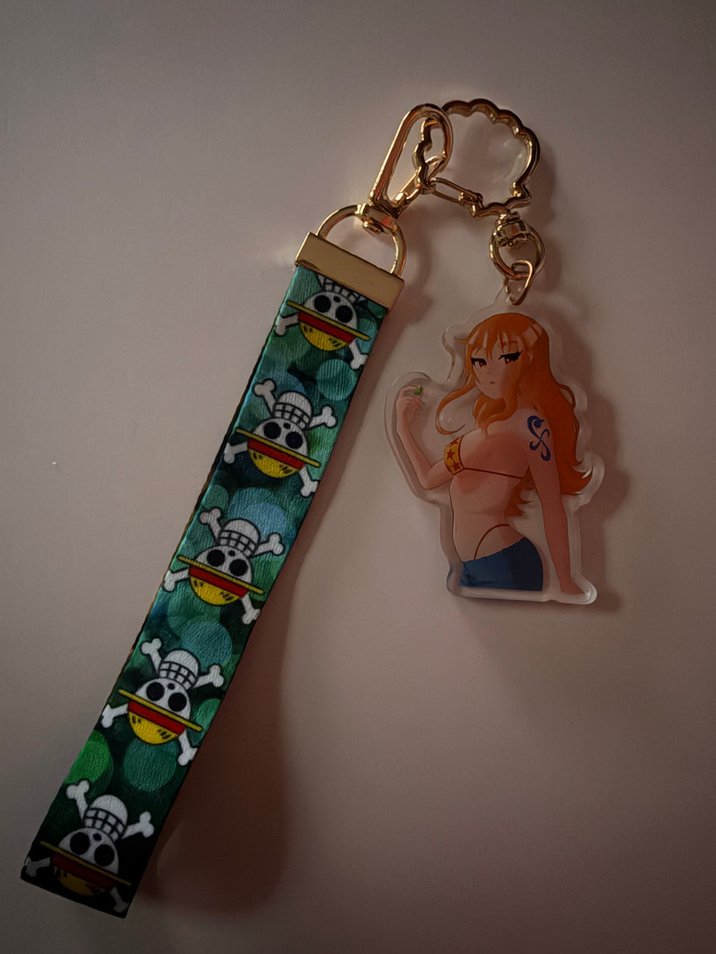 Nami Keychain (In-Hand)